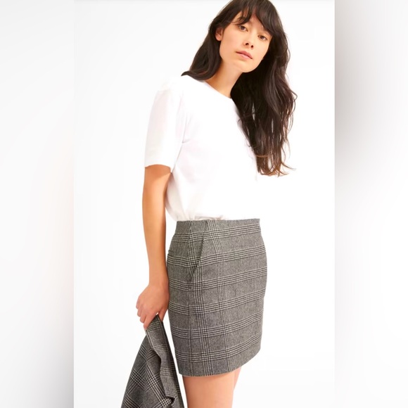 Everlane Dresses & Skirts - Everlane the wool mini skirt in glen plaid size 00